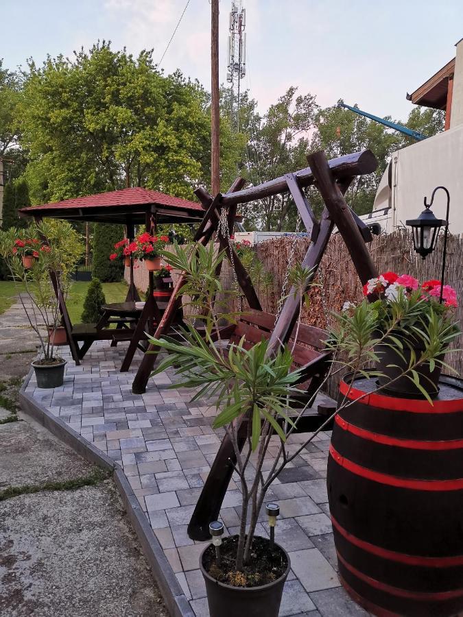 Viktor Vendeghaz Apartment Tokaj Luaran gambar